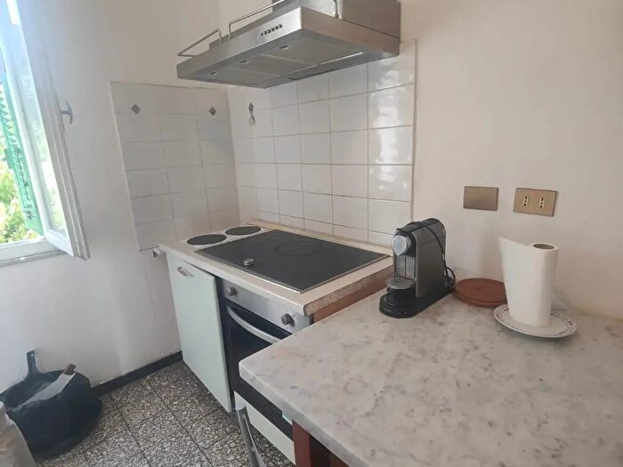 Casa con 5 locali in affitto in Ameglia