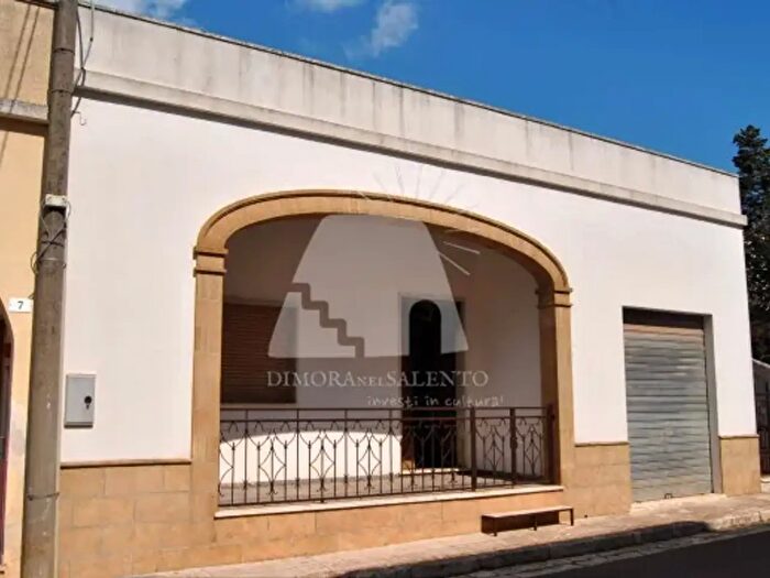 Casa quadrilocale in vendita in Via Giovanni Romano, Patu'