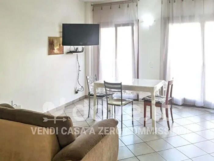 Appartamento trilocale in vendita in Via Gherardacci, Prato