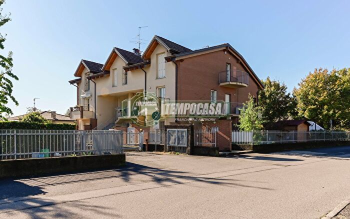 Appartamento trilocale in vendita in Via delle Mure, Spirano