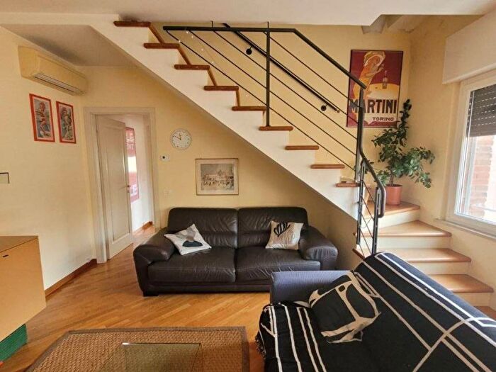 Appartamento con 5 locali in affitto in Piazza Caduti per la Libertà, Centro Storico, Ravenna