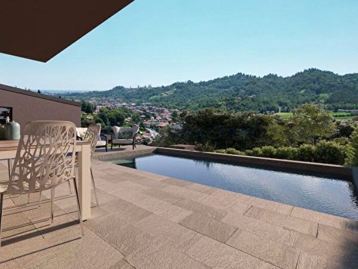 Casa quadrilocale in vendita in Via Libertà, Ponteranica