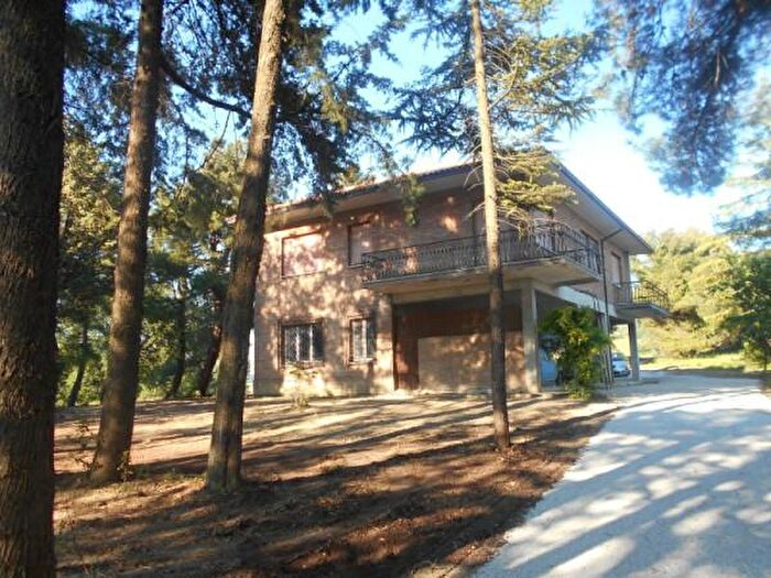 Casa con 6 locali in vendita in Antico, Belvedere Ostrense