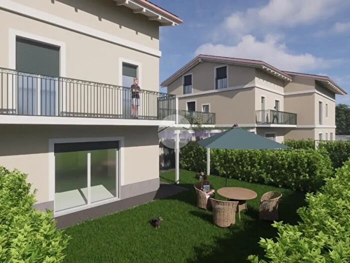 Case in Vendita e in Affitto - 2