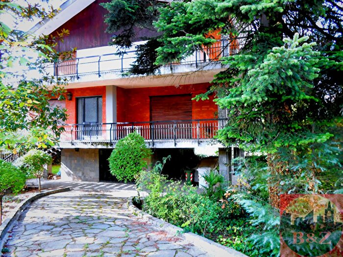 Casa con 7 locali in vendita in Viale XXV Aprile, Rosta