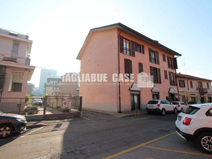Casa in affitto in Via Madonnina, Bresso