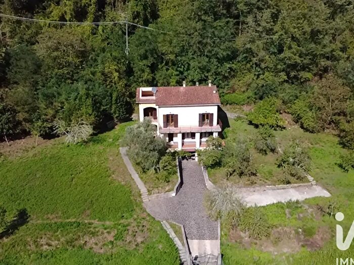 Casa con 11 locali in vendita in Via Aurelia, Borghetto Di Vara