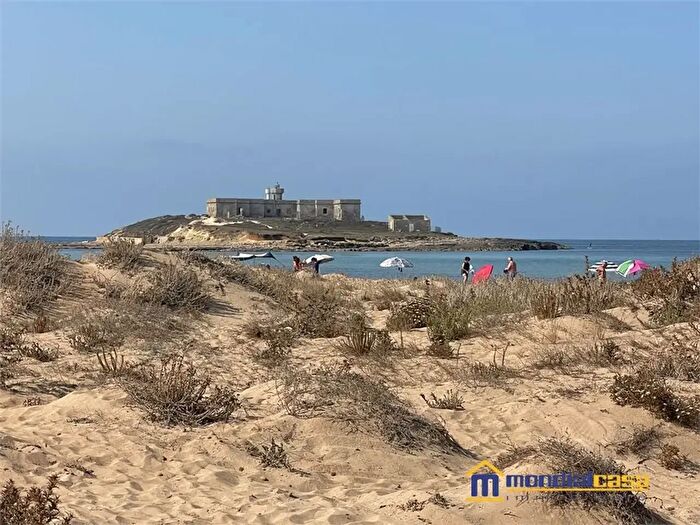 Casa trilocale in vendita in Cda Guardiani, Portopalo Di Capo Passero