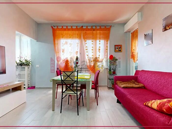 Appartamento trilocale in vendita in Via Pietro Boschi, Rieti