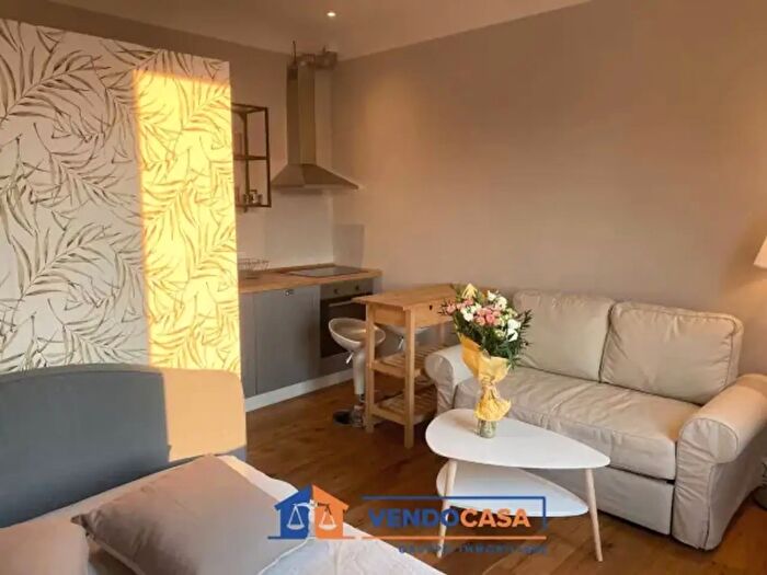 Appartamento con 6 locali in vendita in Via San Zanobi, Firenze