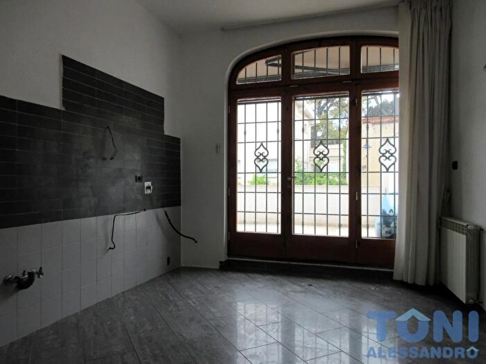 Appartamento con 6 locali in affitto in Empoli