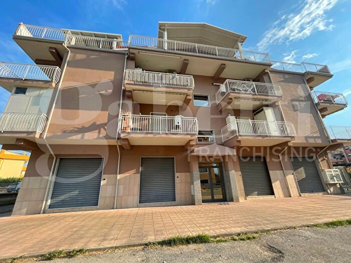 Appartamento con 5 locali in vendita in Contrada Frasso Snc, CoriglianoRossano