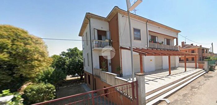 Casa con 6 locali in vendita in Via del Mulino, Fano