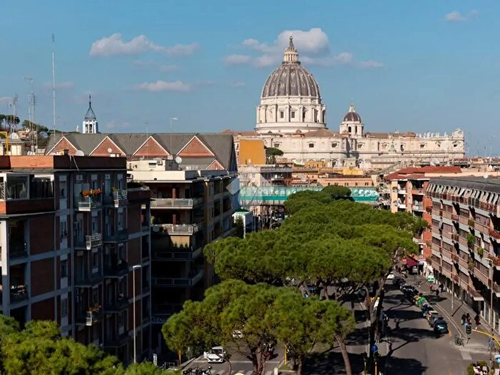 Appartamento bilocale in vendita in Via Gregorio VII, Roma