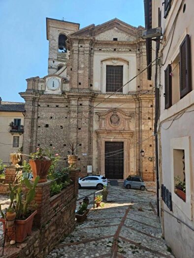 Appartamento trilocale in vendita in Via Umberto I Contigliano Rieti, Contigliano