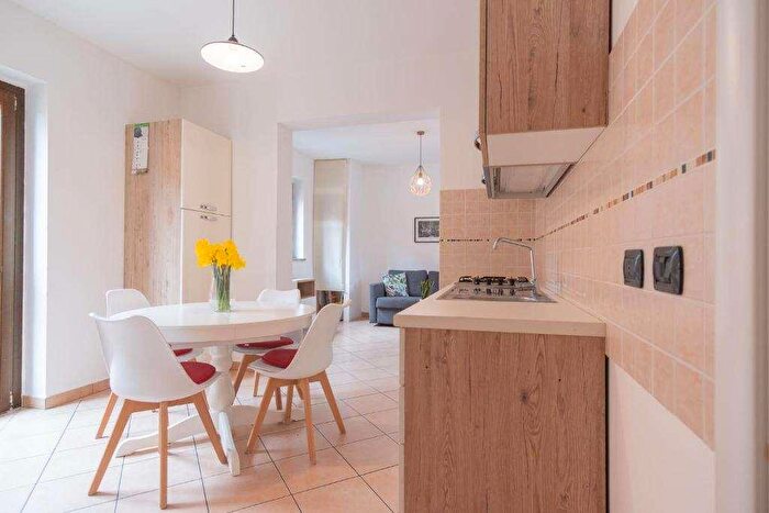 Appartamento bilocale in vendita in Viale Vittorio Veneto, Luvinate