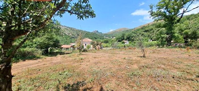 Casa con 6 locali in vendita in Via Massa Prato, Maratea