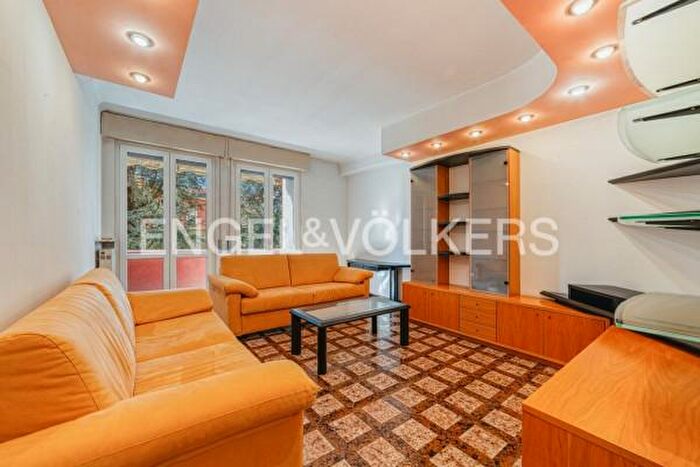 Appartamento trilocale in vendita in Via Carlo Porta, Rovellasca