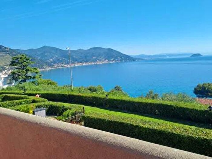 Appartamento bilocale in affitto in Via Giunchetto, Laigueglia