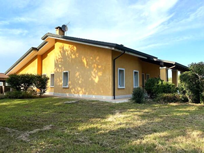 Casa con 5 locali in vendita in San Giorgio In Bosco