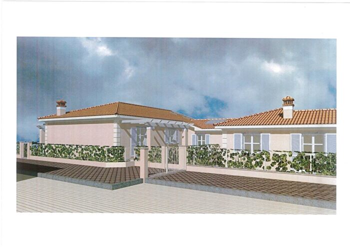 Casa con 6 locali in vendita in Luni