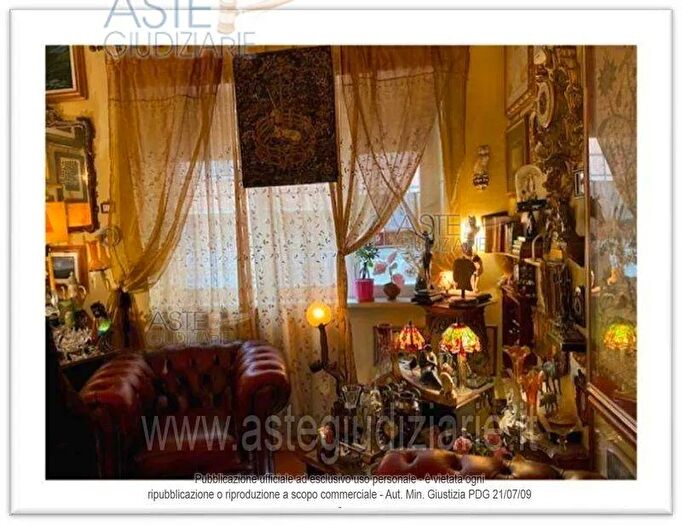 Appartamento con 5 locali in vendita in Viale Jonio, Roma