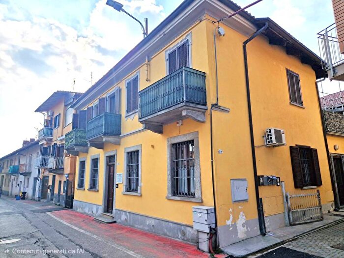 Appartamento trilocale in affitto in Via Maffei, Centro, Leinì