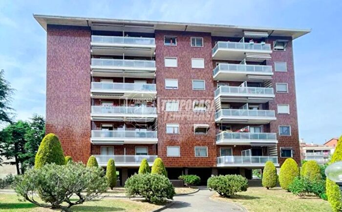 Appartamento trilocale in vendita in Via Venaria, Torino