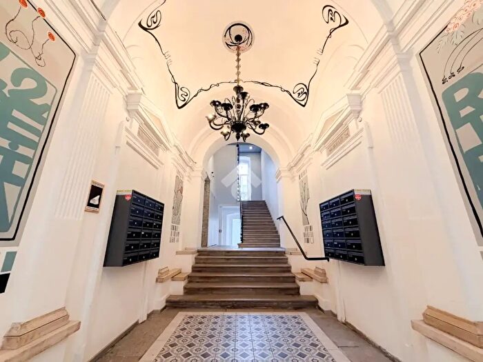 Appartamento trilocale in vendita in Via Cecilia De Rittmeyer, Trieste