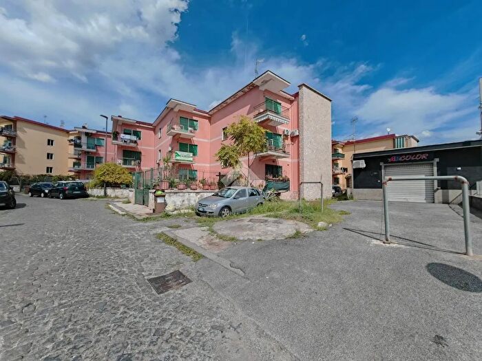 Appartamento trilocale in vendita in Traversa I Miliscola, Pozzuoli