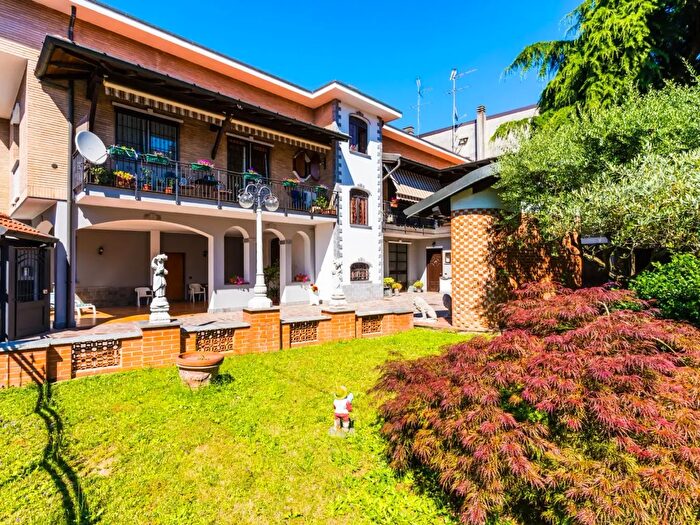 Casa con 5 locali in vendita in Via San Clemente, Seveso