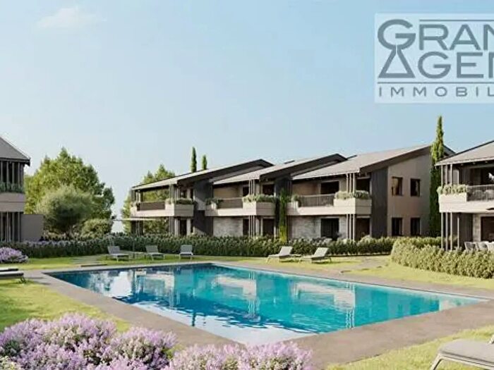 Appartamento trilocale in vendita in Via Mincio, Lazise
