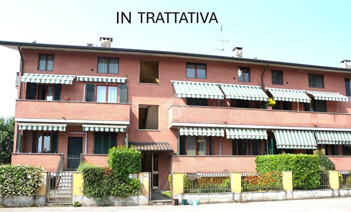 Appartamento trilocale in vendita in Via Caduti Liberazione, Uboldo