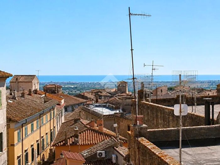 Appartamento quadrilocale in vendita in Via dello Statuto, Tarquinia