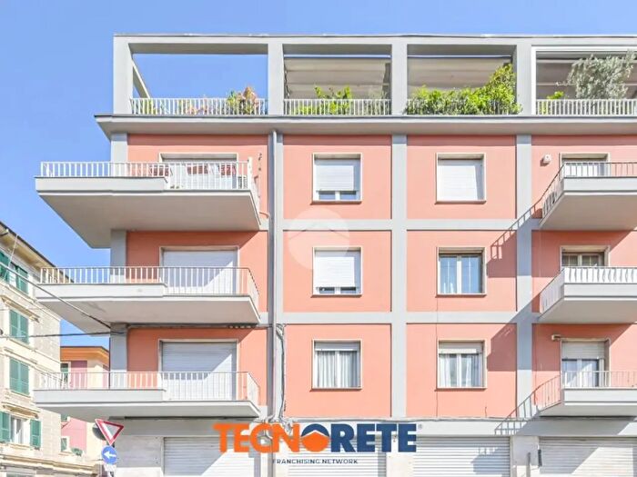 Appartamento quadrilocale in vendita in Via Colombo, La Spezia
