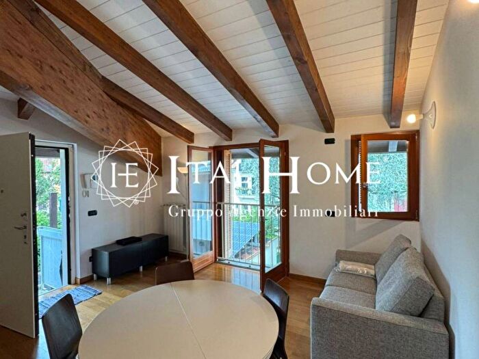 Appartamento bilocale in affitto in Via Giuseppe Pellizza Da Volpedo, Monte Rosa Lotto, Milano