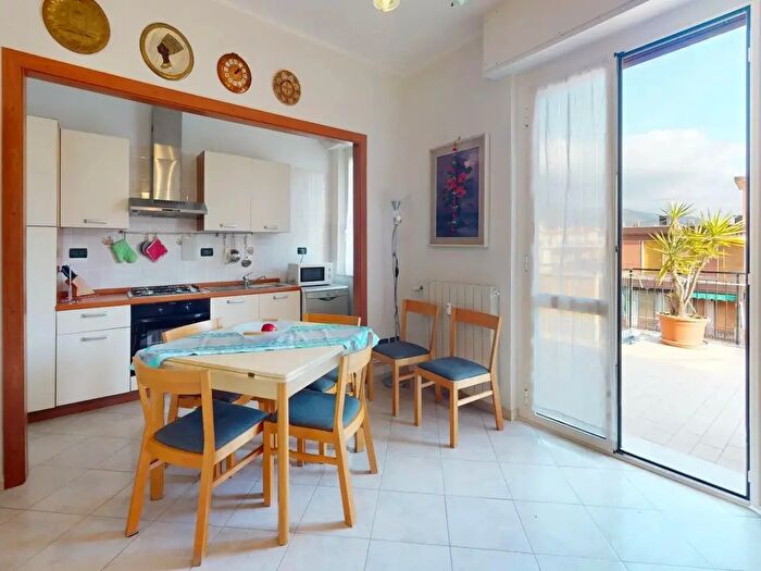 Appartamento bilocale in vendita in Borghetto Santo Spirito