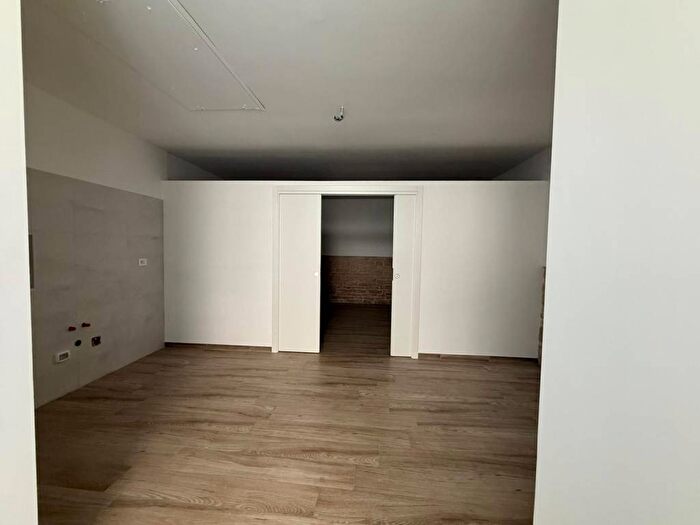 Appartamento bilocale in affitto in Via Saverio Daconto, Giovinazzo
