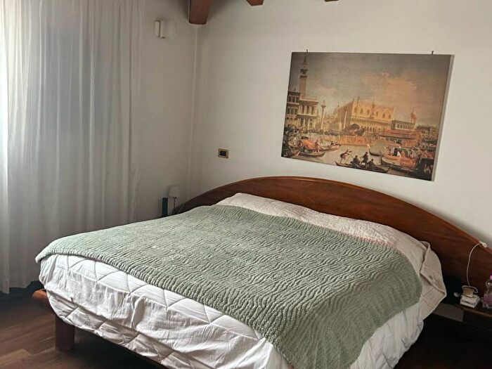 Casa con 5 locali in affitto in Mestre, Venezia