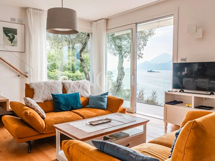 Casa con 5 locali in vendita in Via Le Grotte, Malcesine