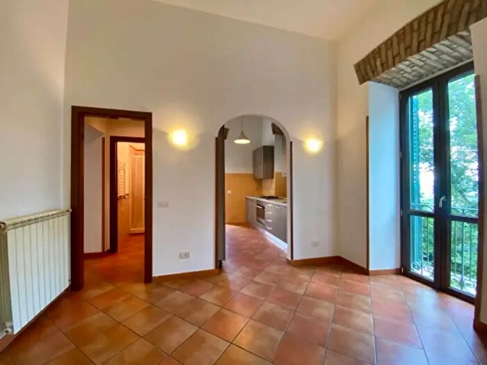 Appartamento trilocale in vendita in Via Leandro Ciuffa, Montecompatri