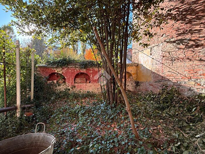 Casa quadrilocale in vendita in Via Giuseppe Verdi, Canelli