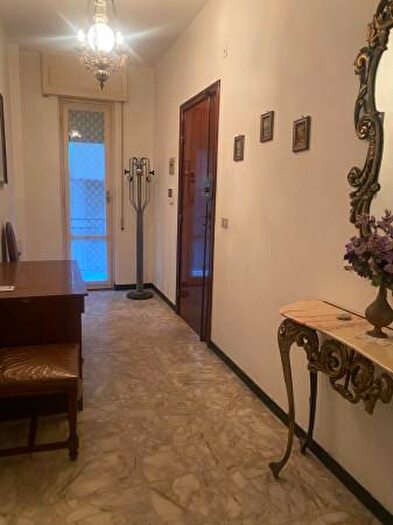 Appartamento con 5 locali in vendita in Via Monsignor Salvatore Vattuone, Sestri Levante