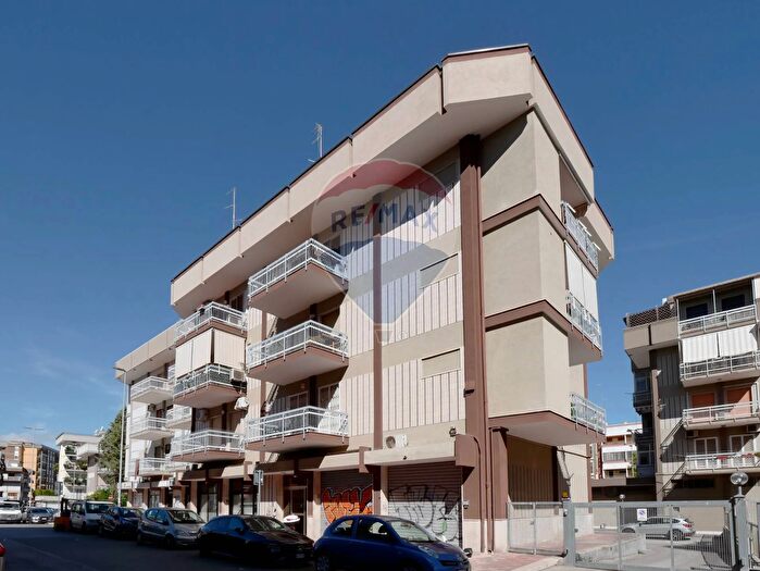 Appartamento trilocale in vendita in Via Antonio De Ferraris, Bari