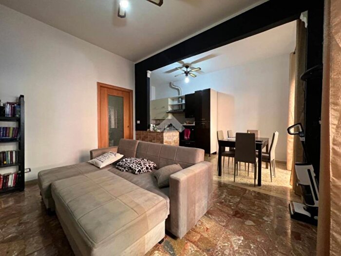 Appartamento quadrilocale in affitto in Via Lazio, Nicastro Sambiase, Lamezia Terme