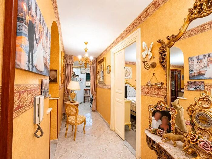 Appartamento trilocale in vendita in Via Colonna Rotta, Palermo