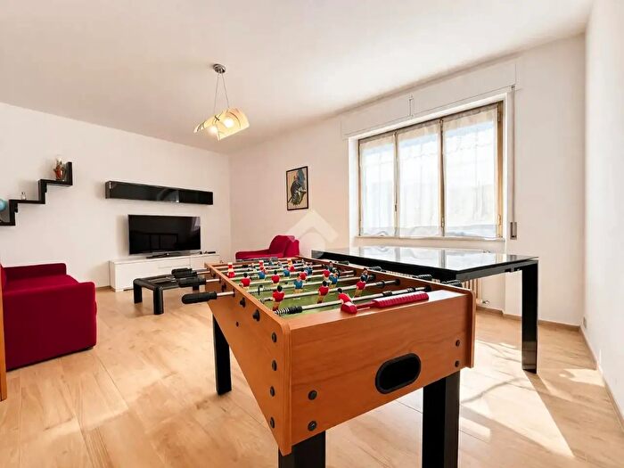 Appartamento quadrilocale in affitto in Via a Ruini, Vezzano Ligure