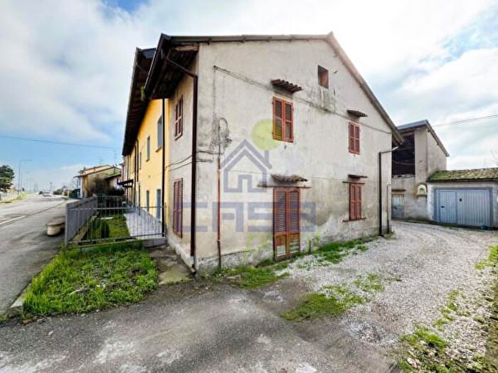 Casa trilocale in vendita in Via Cremona, San Fiorano