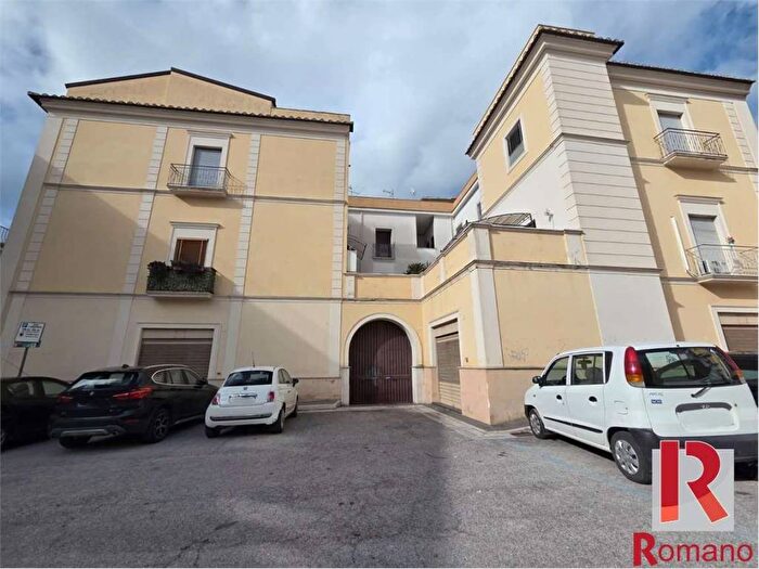 Appartamento trilocale in affitto in via Pietro Morelli, Santa Maria Capua Vetere