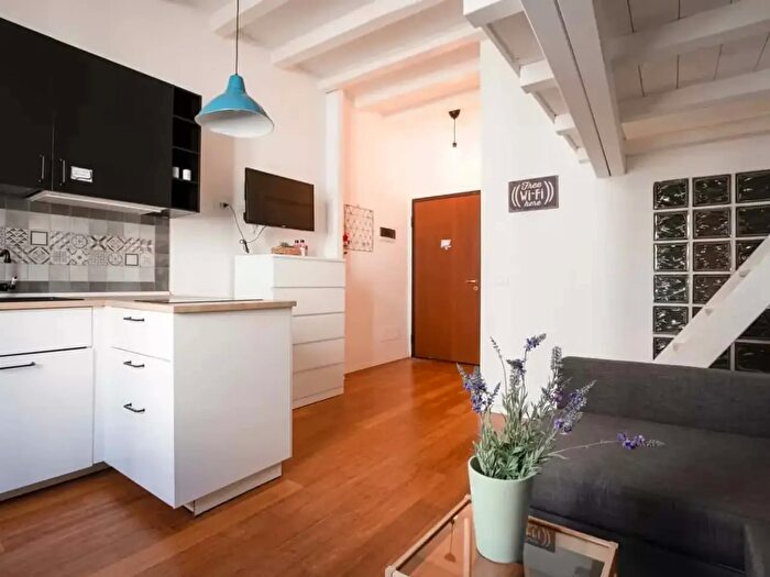 Appartamento monolocale in affitto in Viale Bligny, Milano